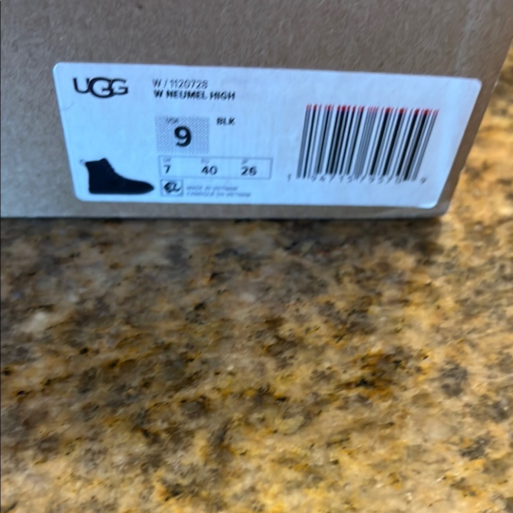 Women’s UGG Neumel High boot Black 9 - Picture 2 of 2